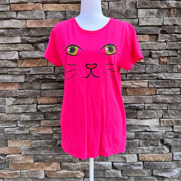 Gildan Tops - Graphic Cat Kitten Pink T-Shirt Size Large